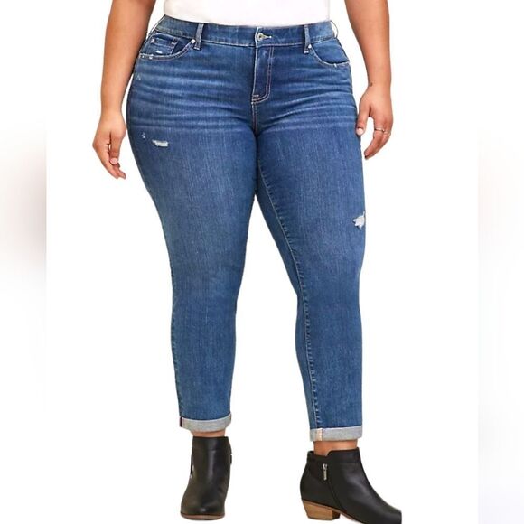 TORRID Size 26 Blue High-Rise Lightly Distressed Raw Hem Skinny Ankle Jeans NEW - Picture 1 of 10